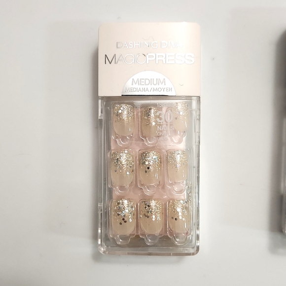 Press On Nails (Dashing Diva & imPRESS) - Picture 2 of 5